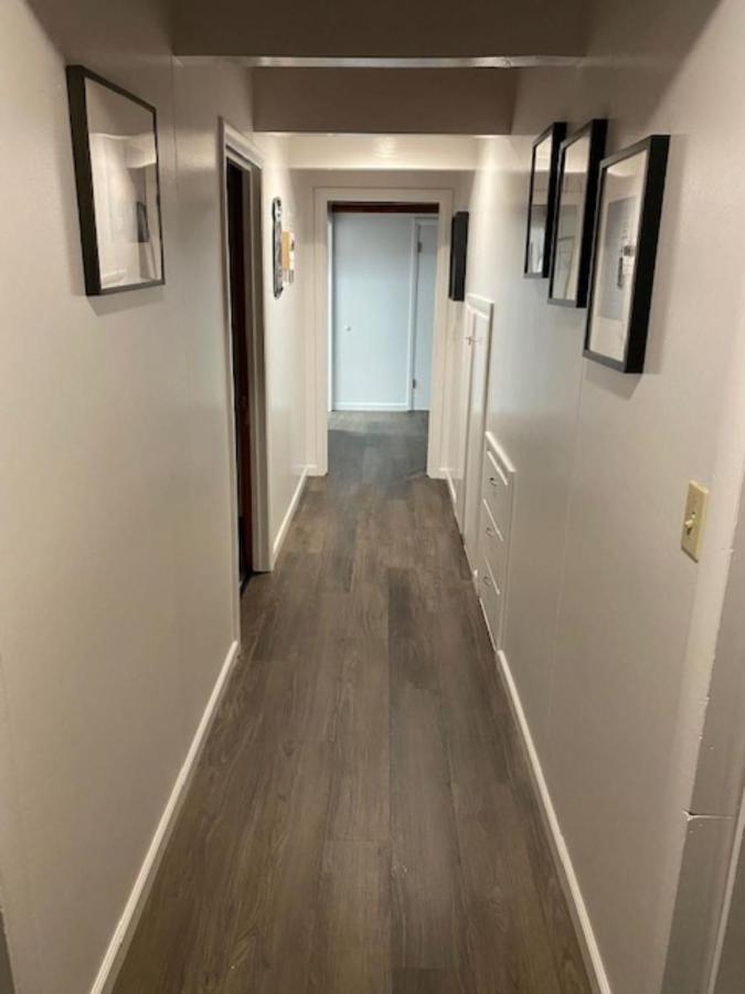 Spacious Lower Level Living All For You! Corvallis Extérieur photo